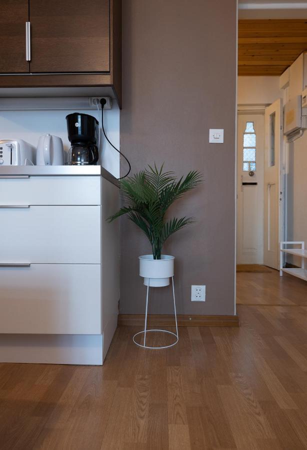 2Ndhomes Central 1Br Apartment With Great Location By Kaisaniemi Park Helsinki Esterno foto