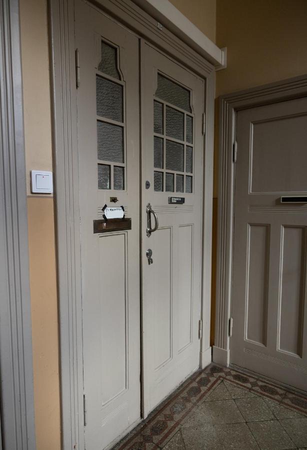 2Ndhomes Central 1Br Apartment With Great Location By Kaisaniemi Park Helsinki Esterno foto
